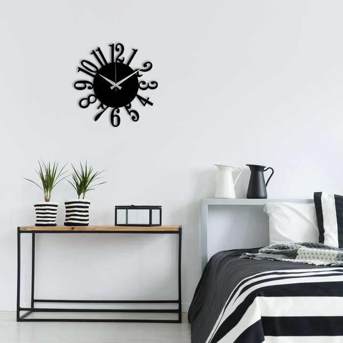 Wallity Enzoclock - S005 Reloj de pared decorativo de metal negro